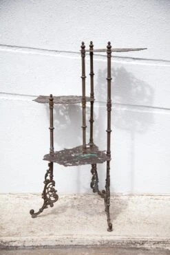 Sellette Bronze Ancienne Sellette 3 Niveaux,porte-plante Bronze, Motifs Papillon, Jardinière, Patio -Jardin Fournitures Boutique 5af920be 6ee6 4fab 8f58 a8d00ec51407