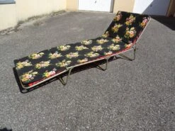 Chaise Longue Transat Pliant Lit De Camp à Fleurs Vintage Marque Castel Joyeux -Jardin Fournitures Boutique 5ba428f3 6db4 4f59 81d7 582527a04bd1