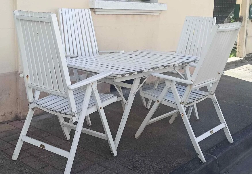 Ensemble De Jardin R. Gleizes 1 Table Et 4 Fauteuils Pliables Années 70 9 Ensemble De Jardin R. Gleizes 1 Table Et 4 Fauteuils Pliables Années 70 – Image 7