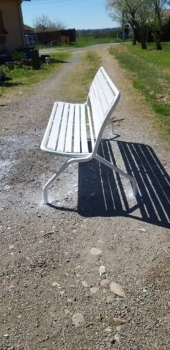 Banc Fer Et Bois Des Années 50 Repliable -Jardin Fournitures Boutique 5f99474a 1dad 413b a0e7 9c0bca80b14c