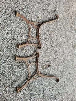 Ancienne Paire De Pieds De Banc De Jardin En Fonte -Jardin Fournitures Boutique 60d605f8 a7b9 476d b102 29d9d07bc305