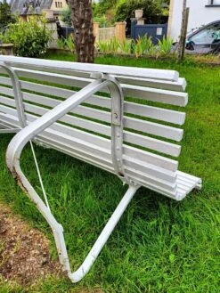 Banc De Jardin Ancien Avec Pieds En Métal -Jardin Fournitures Boutique 637f5c65 d09d 4691 afce eb38adbb6162