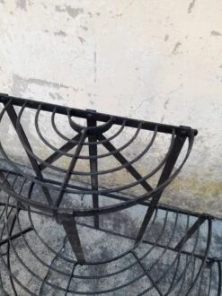 Porte Plantes De Fleuriste Ancien En Fer -Jardin Fournitures Boutique 68afab39 c8a7 428f 8dcb b4fdb3a0df03