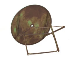 Ancienne Table De Jardin Ronde Pliante Fer Avec Rivets Vers 1950 -Jardin Fournitures Boutique 69d1d2a3 c04c 499a aa19 34c04aa24334