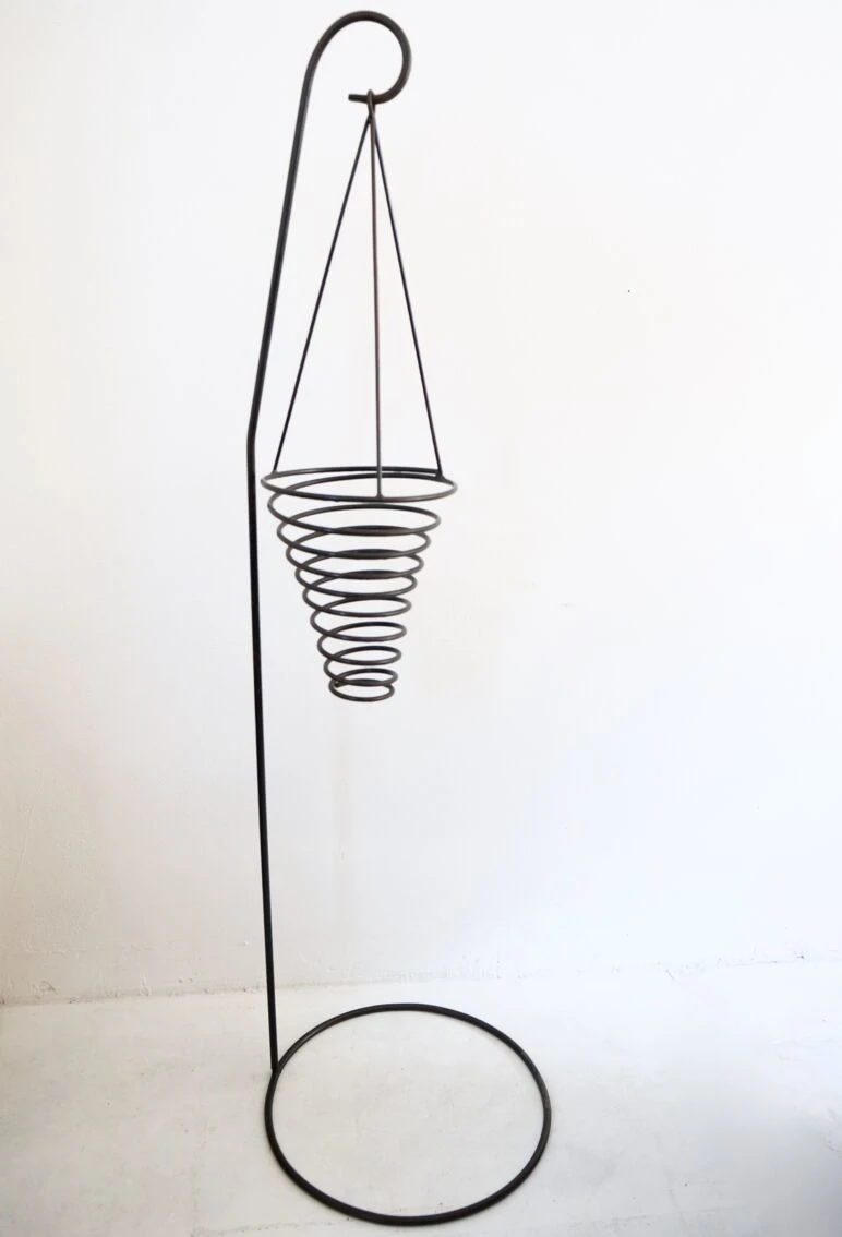 Pied Pour Plante Suspendue En Métal Courbé Jardinière 7 Pied Pour Plante Suspendue En Métal Courbé Jardinière – Image 5