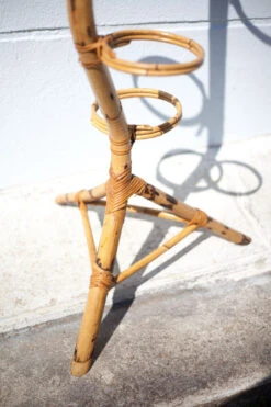 Porte-plante Rotin Forme Serpent, Porte Plante Serpent, Patio, Véranda, Déco Intérieur, 70's -Jardin Fournitures Boutique 6a23d14b 40e7 4771 94fe ec8b9b27a6d2