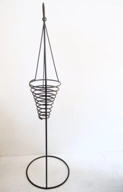 Pied Pour Plante Suspendue En Métal Courbé Jardinière 16 Pied Pour Plante Suspendue En Métal Courbé Jardinière -Jardin Fournitures Boutique 6a2df2d0 f831 4d3a 9185 3f2b0e132bf7