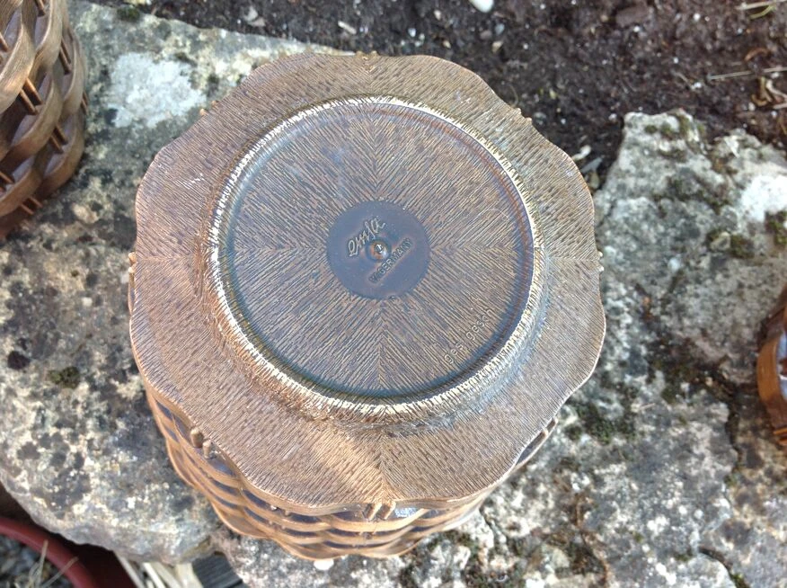 Suite De Trois Cache-pots Imitation Osier Tressé Par Emsa Vintage Années 60-70 12 Suite De Trois Cache-pots Imitation Osier Tressé Par Emsa Vintage Années 60-70 – Image 10