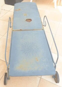 Chaise Longue Ancienne En Fer Forgé Vintage à Roulette En L’état à Restaurer -Jardin Fournitures Boutique 6c0b8840 d209 4ba8 8702 677041f2ad8c