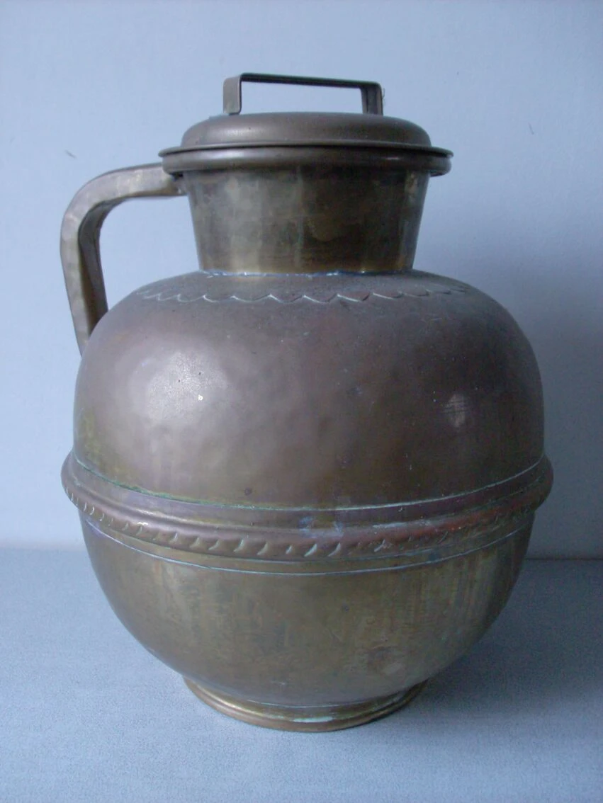 Ancienne Canne à Lait En Laiton Signé Atelier Cuivre Villedieu Campagne Normande 7 Ancienne Canne à Lait En Laiton Signé Atelier Cuivre Villedieu Campagne Normande – Image 5