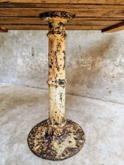 Table Ancienne De Jardin En Chêne Sur Pied En Fonte -Jardin Fournitures Boutique 707581e7 ac54 4eda a109 24fba0601e46