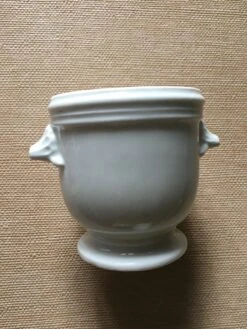 Cache Pot Moutardier Ou Saucière En Porcelaine Blanche 25 Cache Pot Moutardier Ou Saucière En Porcelaine Blanche -Jardin Fournitures Boutique 7169d225 3e60 41b9 9838 9514d5bb4ef5