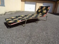 Chaise Longue Transat Pliant Lit De Camp à Fleurs Vintage Marque Castel Joyeux -Jardin Fournitures Boutique 718e6bee a8a1 4bf5 868c 16fde7340a97