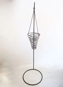 Pied Pour Plante Suspendue En Métal Courbé Jardinière 14 Pied Pour Plante Suspendue En Métal Courbé Jardinière -Jardin Fournitures Boutique 7367ba9d c33a 4b3d a7d9 1201b32480b3