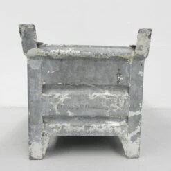 Conteneur D’empilage Industriel En Acier -Jardin Fournitures Boutique 74f6597f 38f7 4cd7 b8bc a9ad44e3e985