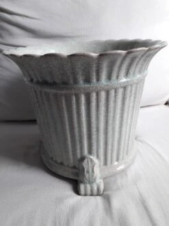 Céramique Craquelée Du XIX Siècle -Jardin Fournitures Boutique 755620c4 67aa 4337 8a22 e14b7f6f87f9