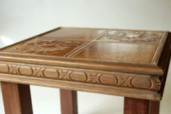 Années 1950 Rockabilly Bas Support De Plantes En Bois Mit Carreaux De Céramique, Vintage -Jardin Fournitures Boutique 7624a49f e5b8 4763 ab91 0fd884451d48