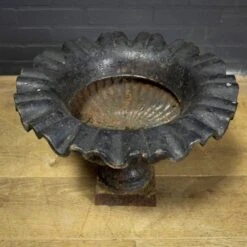 Vase De Jardin En Fonte De Style Napoléon III Français -Jardin Fournitures Boutique 7731bf80 dacf 48f2 bbd3 32a545455962