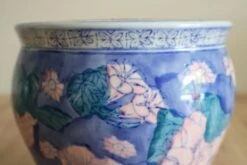 Cache Pot En Céramique Bleue Avec Fleurs Roses -Jardin Fournitures Boutique 778194d0 74b1 46a8 8f85 816155360892