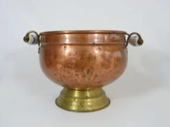 Jardinière Cache Pot En Cuivre Poignées En Porcelaine, Pied Laiton. Année 40 50 16 Jardinière Cache Pot En Cuivre Poignées En Porcelaine, Pied Laiton. Année 40 50 -Jardin Fournitures Boutique 78438656 2541 4e40 96db c62009f1566c