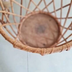 Porte-plantes Ancien En Rotin Tripode -Jardin Fournitures Boutique 7b49c20e 6e8b 4811 8981 dc0a72c52998