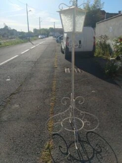 Lampadaire De Jardin En Fer Forgé Style Romantique Vers 1960 -Jardin Fournitures Boutique 7bf11363 b4b0 40f7 ad3d 7359b60b7c4a