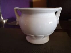 Pot Cache Pot En Céramique Blanche émaillée Années 1950 21 Pot Cache Pot En Céramique Blanche émaillée Années 1950 -Jardin Fournitures Boutique 7d1ad269 63e9 40cc b9b0 b3ab7db464ae