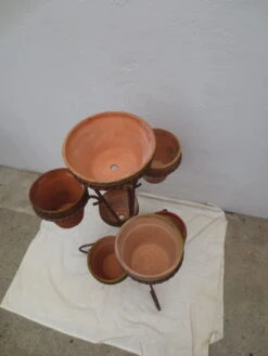 Porte Plantes En Métal De Couleur Marron Brun Capacité 7 Pots -Jardin Fournitures Boutique 80b68ac0 6b55 4b80 a98a ddcd30c47227