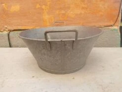 Ancienne Bassine En Zinc " Leopold " Excellent état -Jardin Fournitures Boutique 81b570e8 6a0c 4756 b2be 9bcec46a7e85