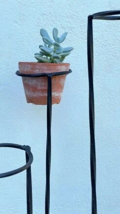 Porte Plantes Acier Vintage -Jardin Fournitures Boutique 821fc7e6 dd59 474a b05a 1d873e284871