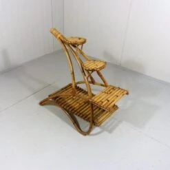 Rack En Rotin, Stand D’usine Des Années 1950 -Jardin Fournitures Boutique 848d20f7 d627 4e11 a96b 9963f1f83742