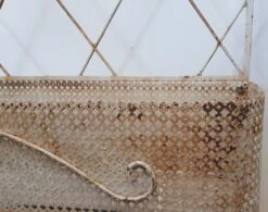 Jardinière Française En Fer Forgé Avec Treillis -Jardin Fournitures Boutique 84ea5fd1 68f4 49c9 be21 3f626664e98a