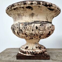 Paire De Vasques En Fonte 19ème -Jardin Fournitures Boutique 857dff20 a0ed 49b2 ab85 41bed5a34125