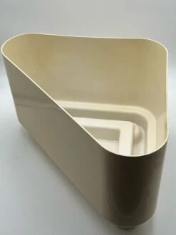 Jardinière Modèle 4687 Par Nena Balsari Pour Kartell -Jardin Fournitures Boutique 85980fa0 5f90 4bbd 833d 45a37e3f1af8