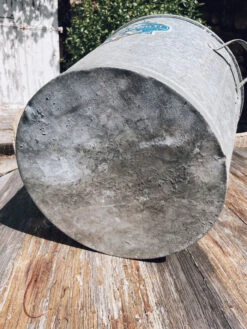 Lessiveuse Ancienne En Zinc Avec Son étiquette D’origine Et Son Couvercle. -Jardin Fournitures Boutique 8993cacc 5810 4866 a7d6 93c3054a7c97