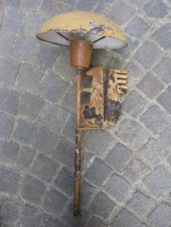 Lampe Ancienne De Banque "Caisse D'Epargne" -Jardin Fournitures Boutique 89acb609 e390 4203 8b2d e93ee22345fb