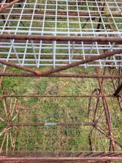 Ancienne Charette De Fleuriste -Jardin Fournitures Boutique 8aa10e07 0adf 443c a5e8 6f09fdb1d9c7