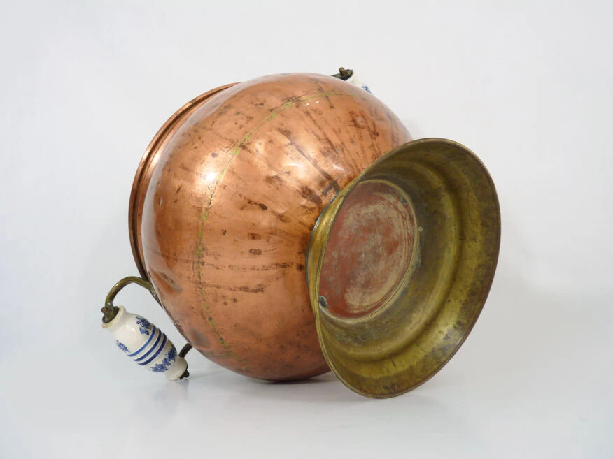 Jardinière Cache Pot En Cuivre Poignées En Porcelaine, Pied Laiton. Année 40 50 12 Jardinière Cache Pot En Cuivre Poignées En Porcelaine, Pied Laiton. Année 40 50 – Image 10