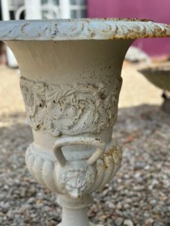 Vasques à Anses En Fonte Blanche -Jardin Fournitures Boutique 8c376a60 dce2 4cb9 9072 a370865f4721