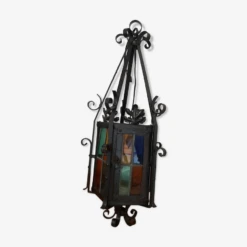 Lanterne En Fer Forgé Et Vitraux