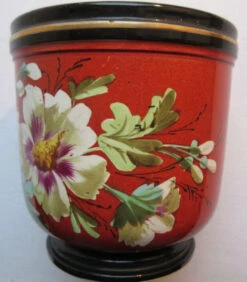 Cache-pot XIXème Porcelaine De Paris Peint D'Hibiscus Sur Fond Rouge -Jardin Fournitures Boutique 90020bff 67b4 4e9b 867a 6caaba8bf73e