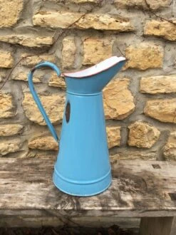 Broc En émail Bleu -Jardin Fournitures Boutique 93412a8a 0f31 4a19 a529 7d332dceda29