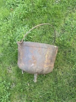 Chaudron Ancien -Jardin Fournitures Boutique 96c5b328 7f63 4019 a890 f4824f6e819d