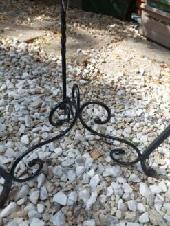 Porte-plante En Fer Forgé à Volutes -Jardin Fournitures Boutique 97e63f3c 4428 44ee b00b 004b7c605db9
