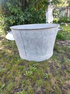 Bassine Ancienne Ronde En Zinc -Jardin Fournitures Boutique 9c457512 491a 4288 a1c2 bad6e7c5cf29