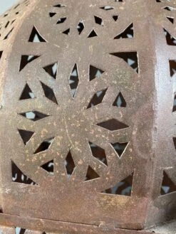 Lanterne Orientale En Métal Ajourée XXeme 24 Lanterne Orientale En Métal Ajourée XXeme -Jardin Fournitures Boutique 9c7c7d2c d962 4367 a297 dc9fba365bdf