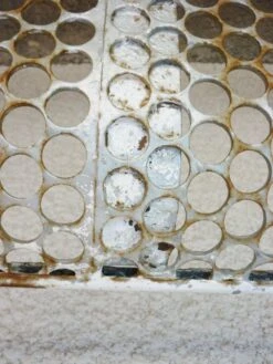 René Malaval, Grand Banc En Métal Perforé Et épais, Design Des Années 50 -Jardin Fournitures Boutique 9d565656 20d0 4a0f 9059 1fa92e72972a