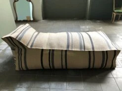 Chaise Longue En Forme De Pouf Flamant Avec Revêtement En Paille Traitée 17 Chaise Longue En Forme De Pouf Flamant Avec Revêtement En Paille Traitée -Jardin Fournitures Boutique a49c5c08 8ee1 4883 a4f7 0c852491a99c