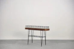 Jardinière, Années 1950 -Jardin Fournitures Boutique ac012b38 bc27 43ae a791 11ace526dc43