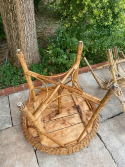 Table Ronde Avec 2 Chaises En Rotin -Jardin Fournitures Boutique b0f772ca 7613 4c69 91ef e516d0951e43